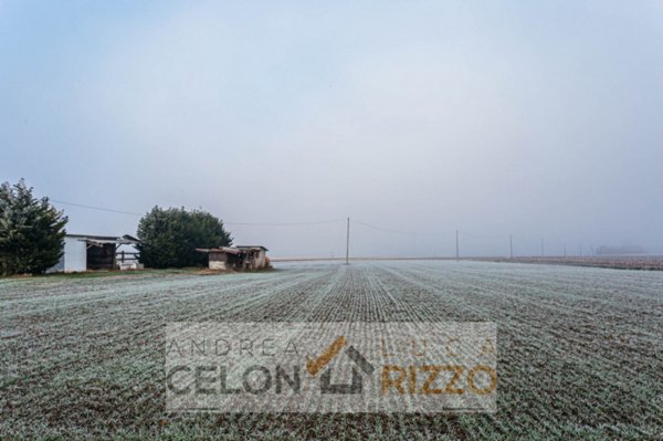 terreno agricolo in vendita ad Arre