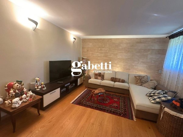 casa indipendente in vendita ad Arre