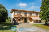 casa indipendente in vendita ad Arre