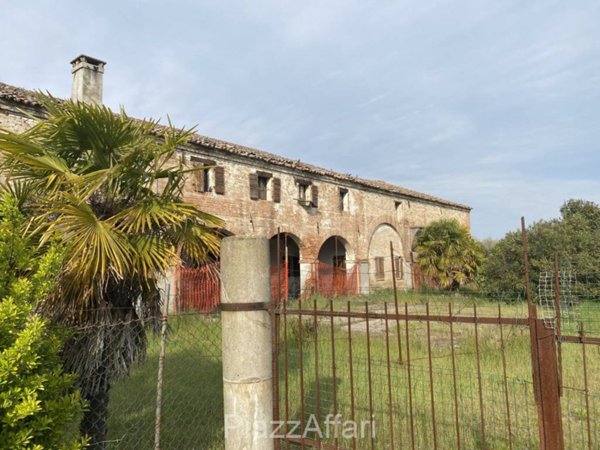casa indipendente in vendita ad Arzergrande