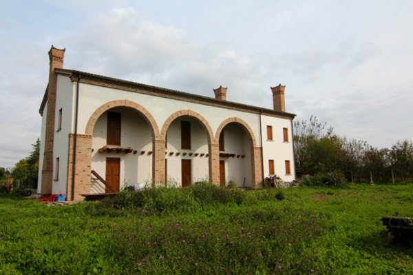 casa indipendente in vendita ad Arzergrande in zona Vallonga