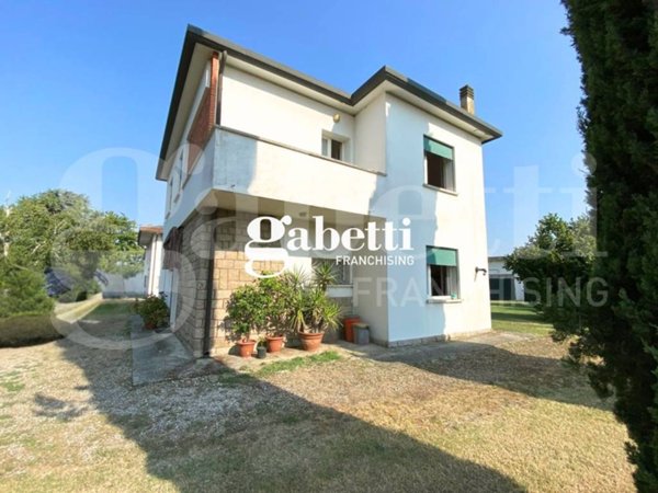 casa indipendente in vendita a Bagnoli di Sopra