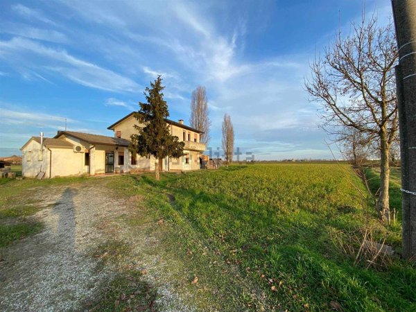 casa indipendente in vendita a Bagnoli di Sopra