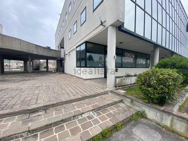 ufficio in vendita a Bagnoli di Sopra