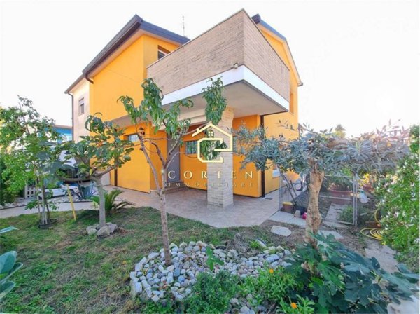 casa indipendente in vendita a Bagnoli di Sopra