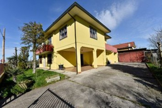 casa indipendente in vendita a Bagnoli di Sopra