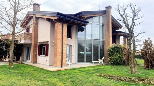 casa indipendente in vendita a Bagnoli di Sopra