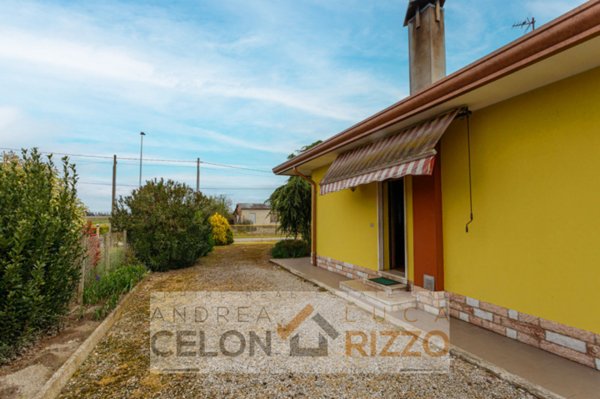 casa indipendente in vendita a Bagnoli di Sopra