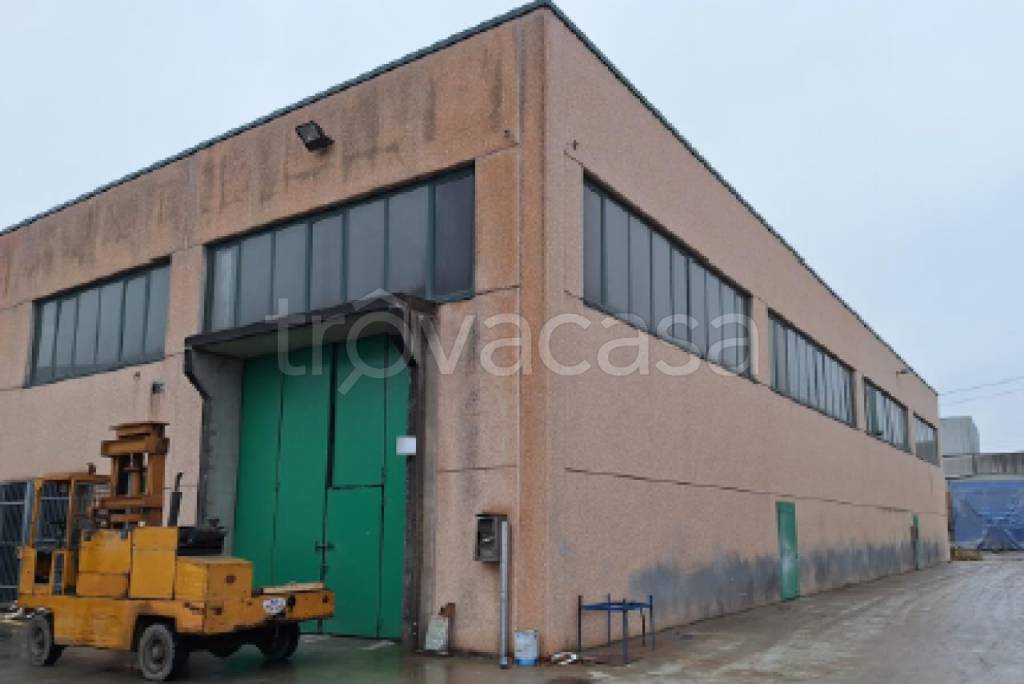 locale commerciale in vendita a Bagnoli di Sopra