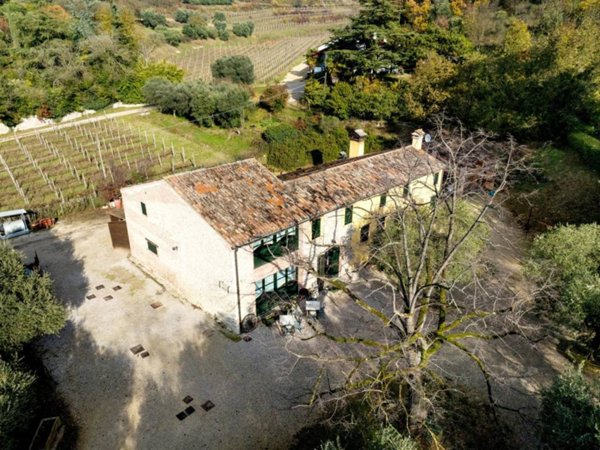 casa indipendente in vendita a Baone