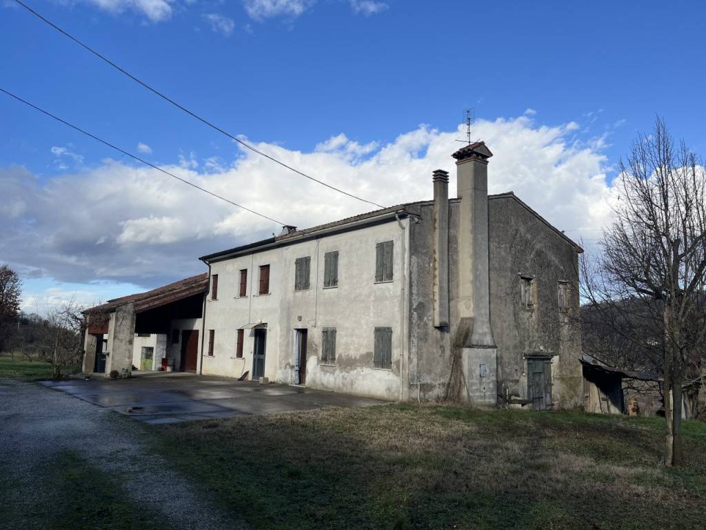 casa indipendente in vendita a Baone in zona Valle San Giorgio