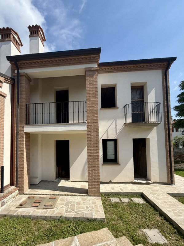 casa indipendente in vendita a Baone in zona Rivadolmo