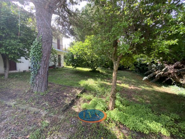 casa indipendente in vendita a Baone in zona Rivadolmo