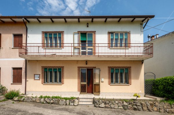 casa semindipendente in vendita a Baone