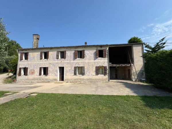 casa indipendente in vendita a Baone