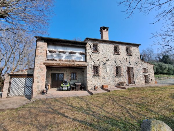 casale in vendita a Baone