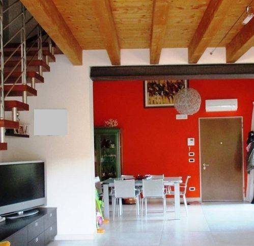 casa indipendente in vendita a Baone