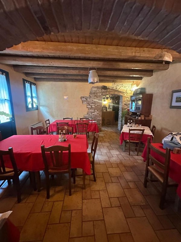 negozio in vendita a Baone