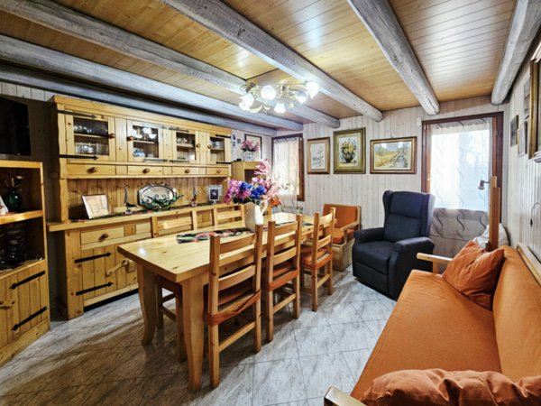 casa indipendente in vendita a Baone in zona Rivadolmo