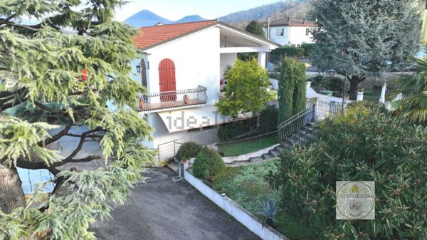 casa indipendente in vendita a Baone
