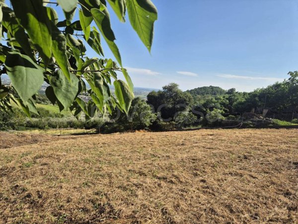 terreno in vendita a Baone in zona Calaone