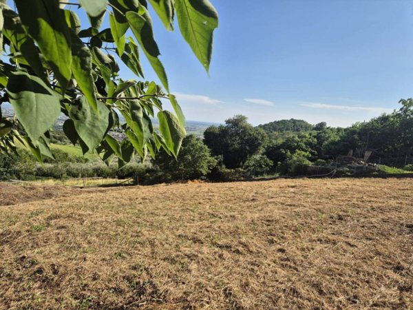 terreno in vendita a Baone in zona Calaone