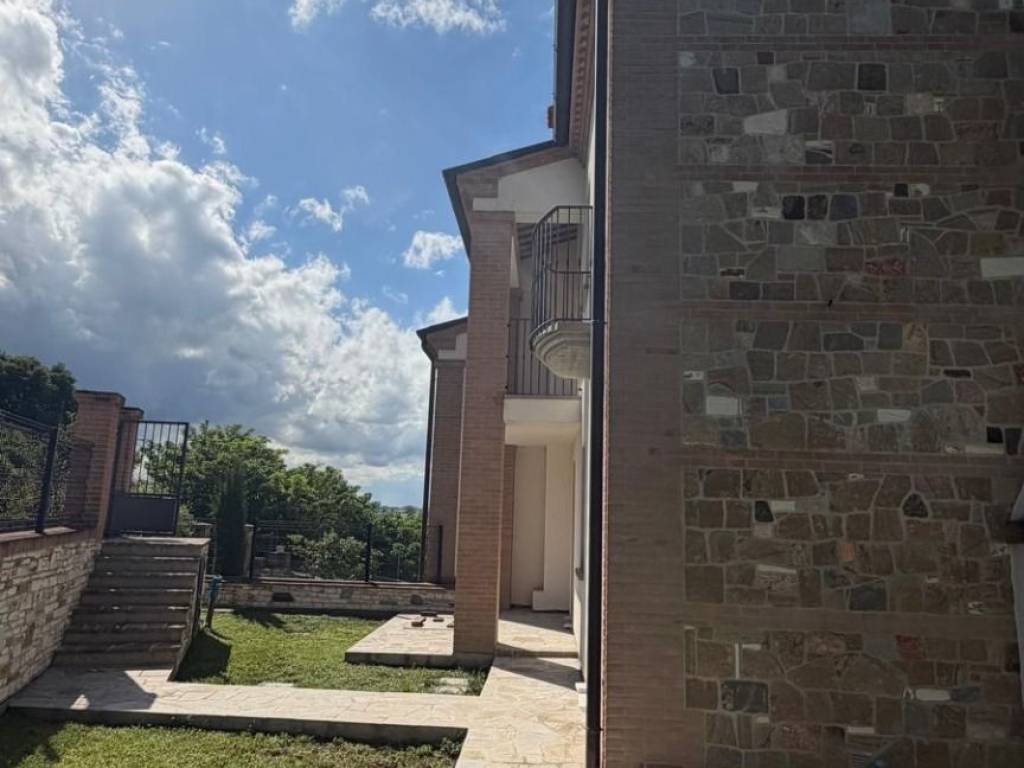 casa indipendente in vendita a Baone