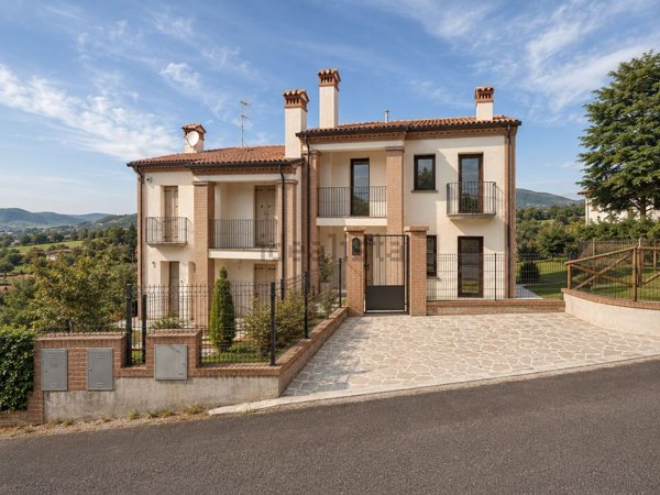 casa indipendente in vendita a Baone in zona Rivadolmo