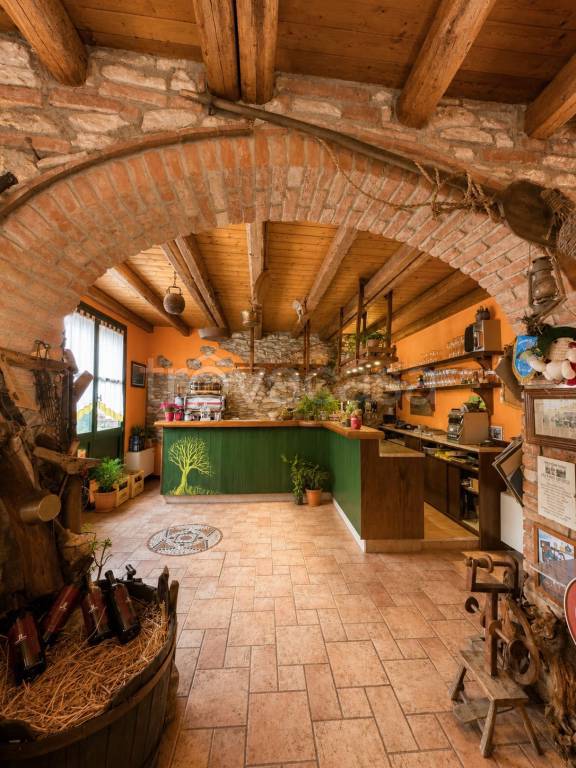 negozio in vendita a Baone