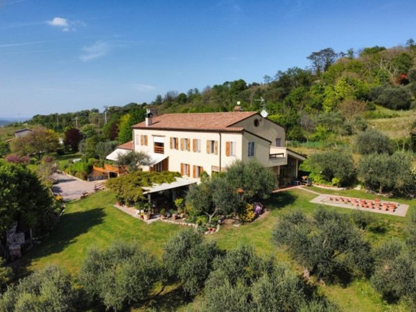 casa indipendente in vendita a Baone in zona Rivadolmo