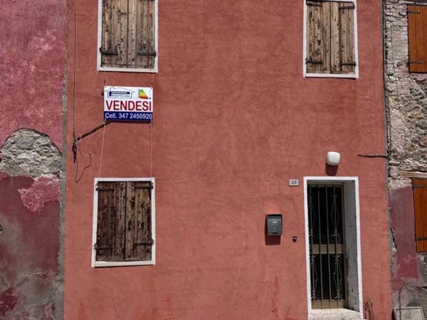 casa indipendente in vendita a Baone in zona Rivadolmo