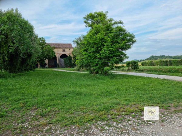 casa indipendente in vendita a Baone