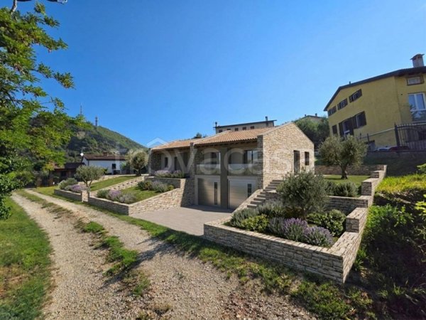 terreno in vendita a Baone in zona Calaone