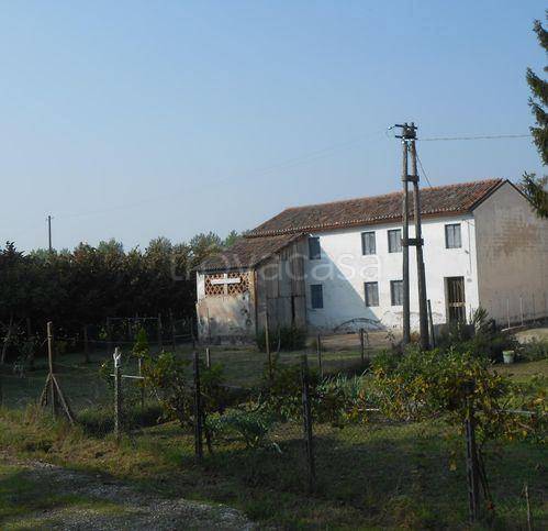 casa indipendente in vendita a Barbona