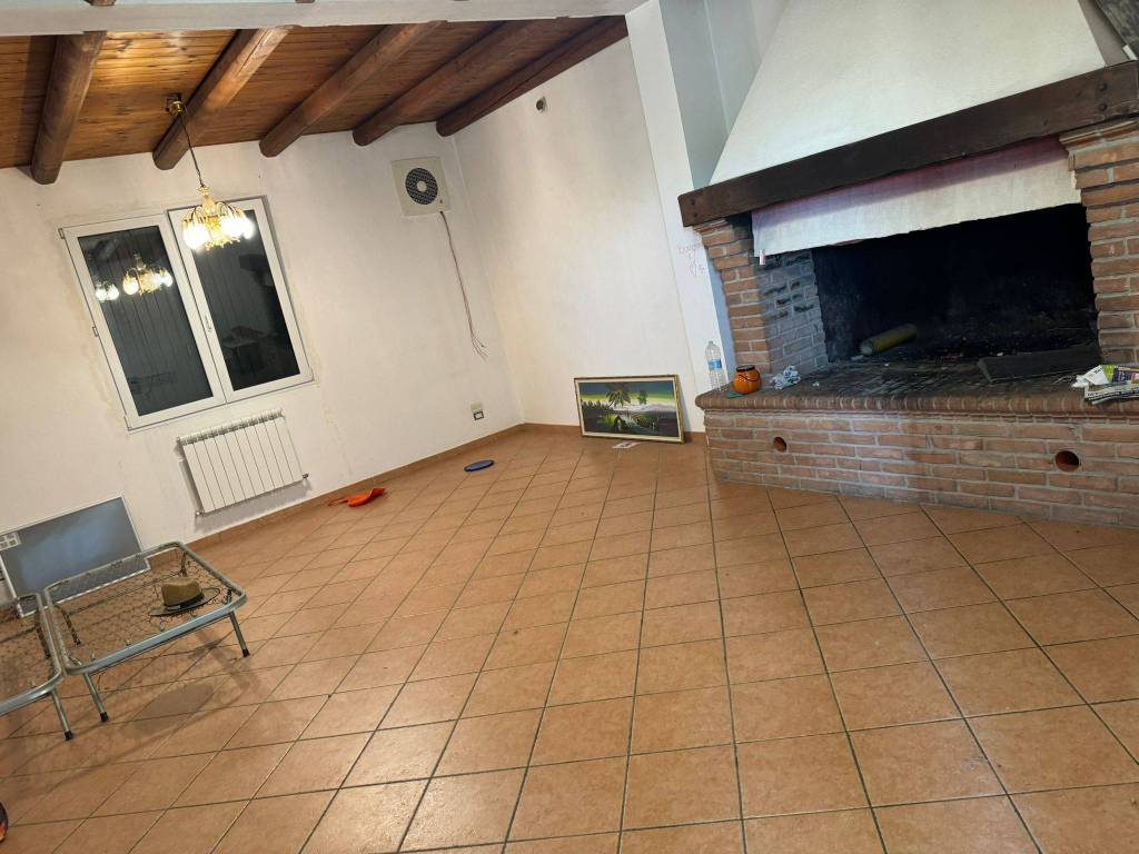 casa indipendente in vendita a Barbona
