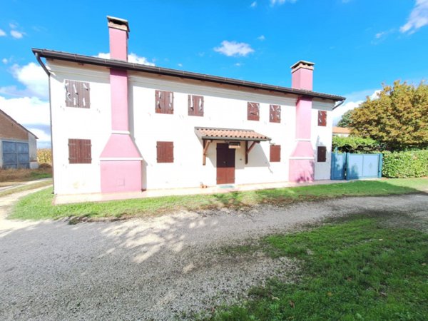 casa indipendente in vendita a Barbona
