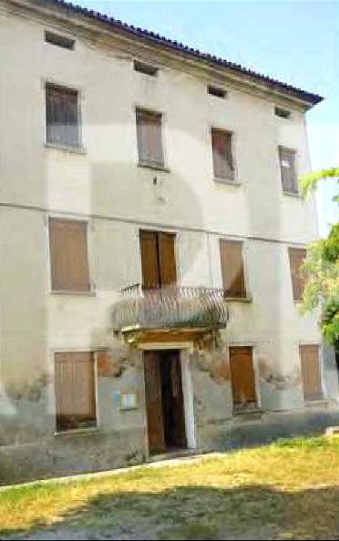casa indipendente in vendita a Battaglia Terme