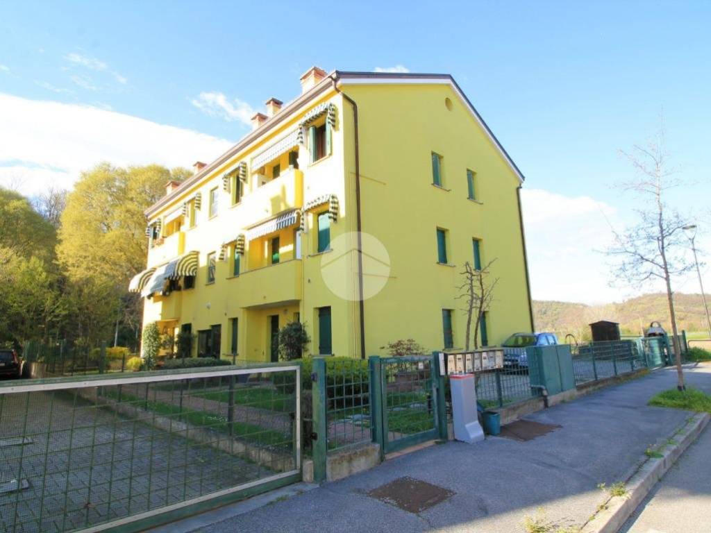 appartamento in vendita a Battaglia Terme