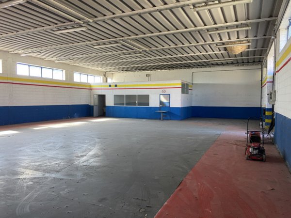 locale di sgombero in vendita a Battaglia Terme