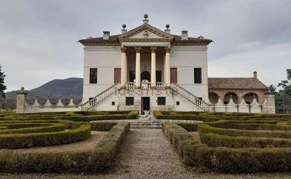 casa indipendente in vendita a Battaglia Terme