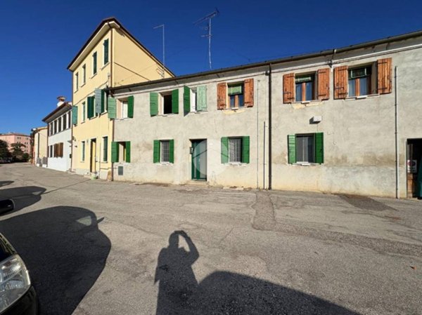 casa indipendente in vendita a Battaglia Terme