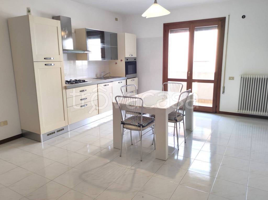 appartamento in vendita a Battaglia Terme