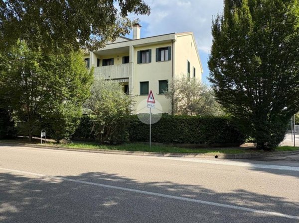appartamento in vendita a Battaglia Terme