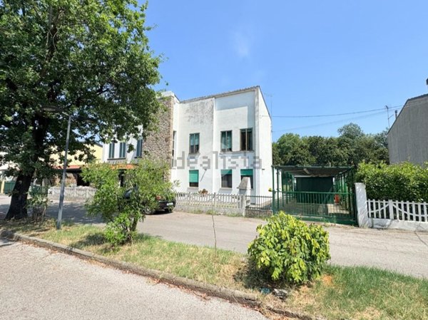 appartamento in vendita a Battaglia Terme