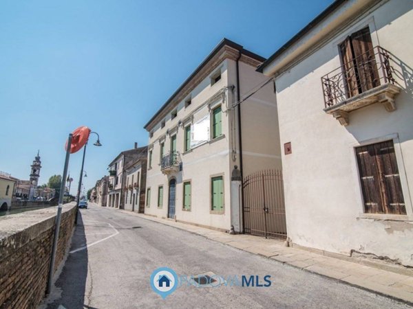casa indipendente in vendita a Battaglia Terme