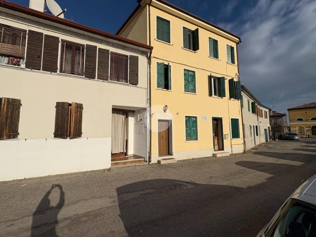 casa indipendente in vendita a Battaglia Terme