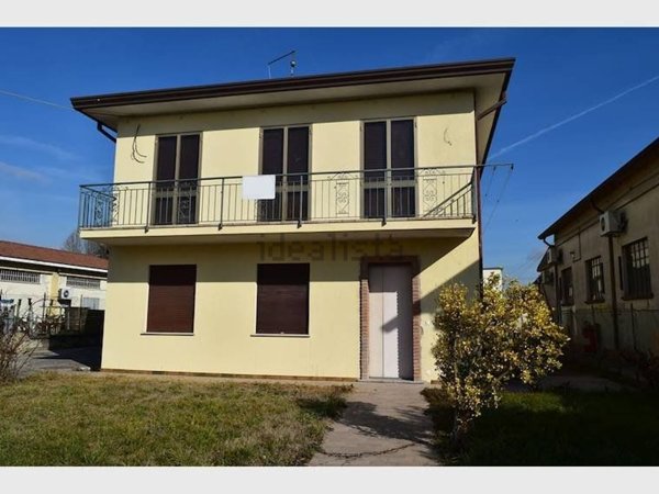 casa indipendente in vendita a Battaglia Terme