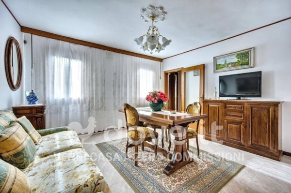 casa indipendente in vendita a Battaglia Terme