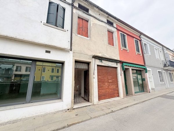 casa indipendente in vendita a Battaglia Terme