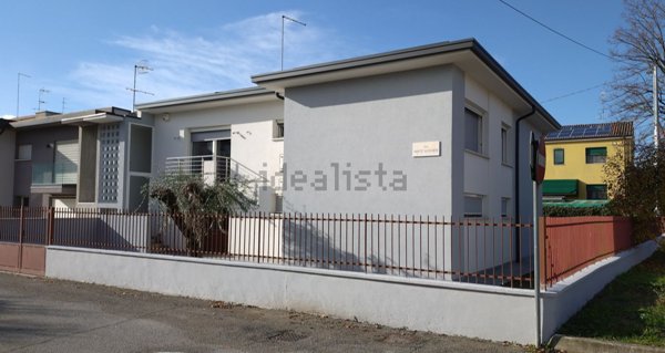 casa indipendente in vendita a Battaglia Terme